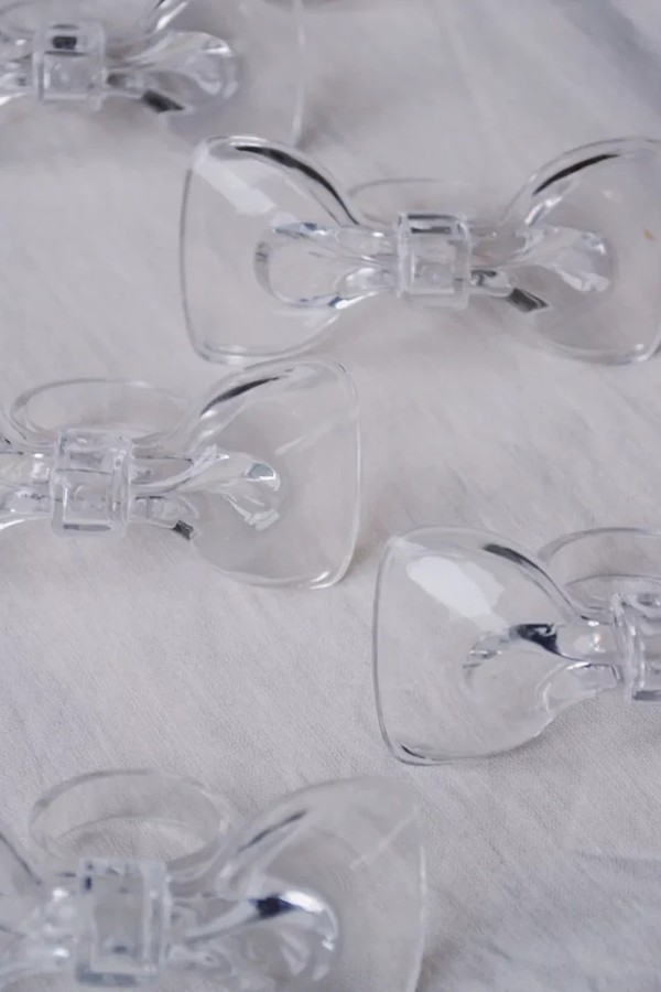 Set Of 6 Vintage Bow Napkin Rings from Eclectiquette