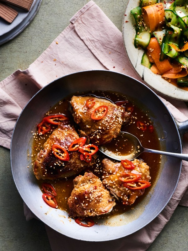 Pan Fry Chicken Fillet In Chilli Soy Sauce