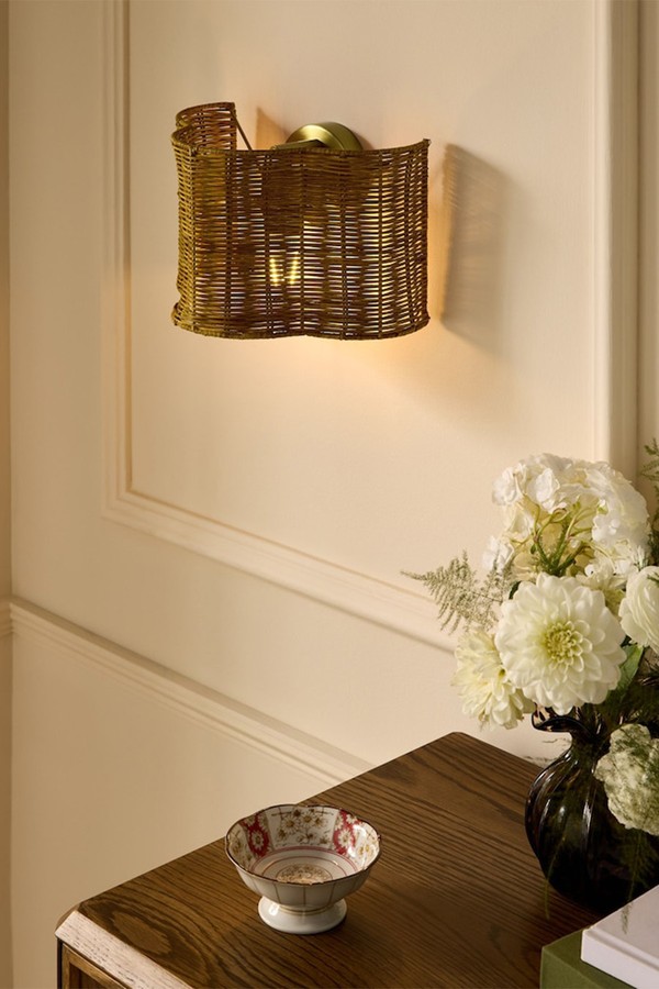 Natural Fleur Rattan Wall Light