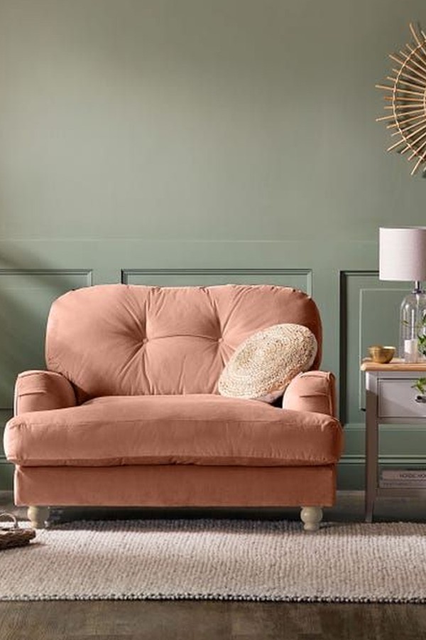 Martha Vintage Velvet Snuggle Chair