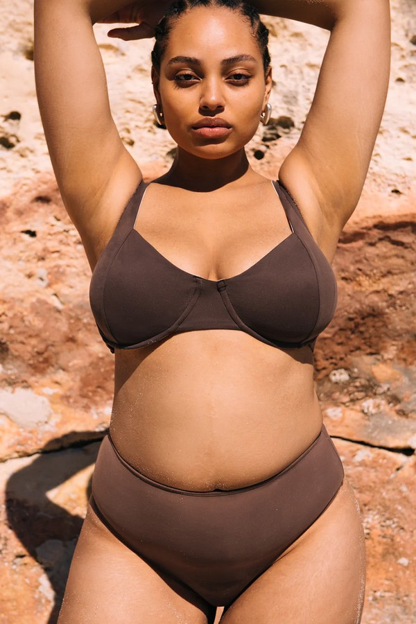 Luna High-Waist Bottoms from Tona