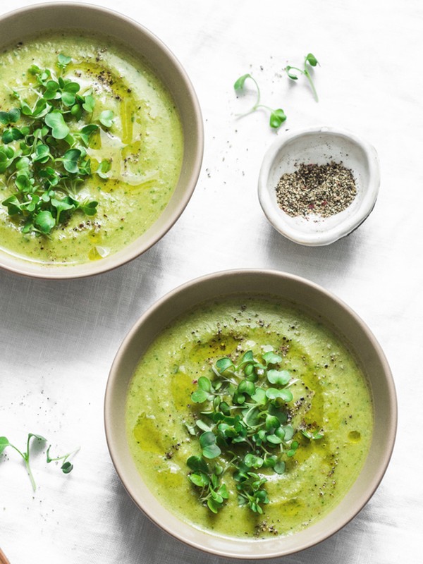 One Nutritionist Weighs In On 10 Supermarket Soups