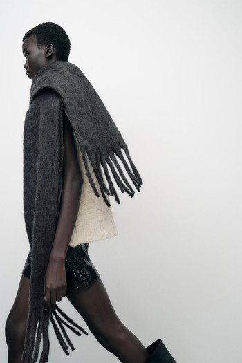 Wide Fringed Scarf from Zara