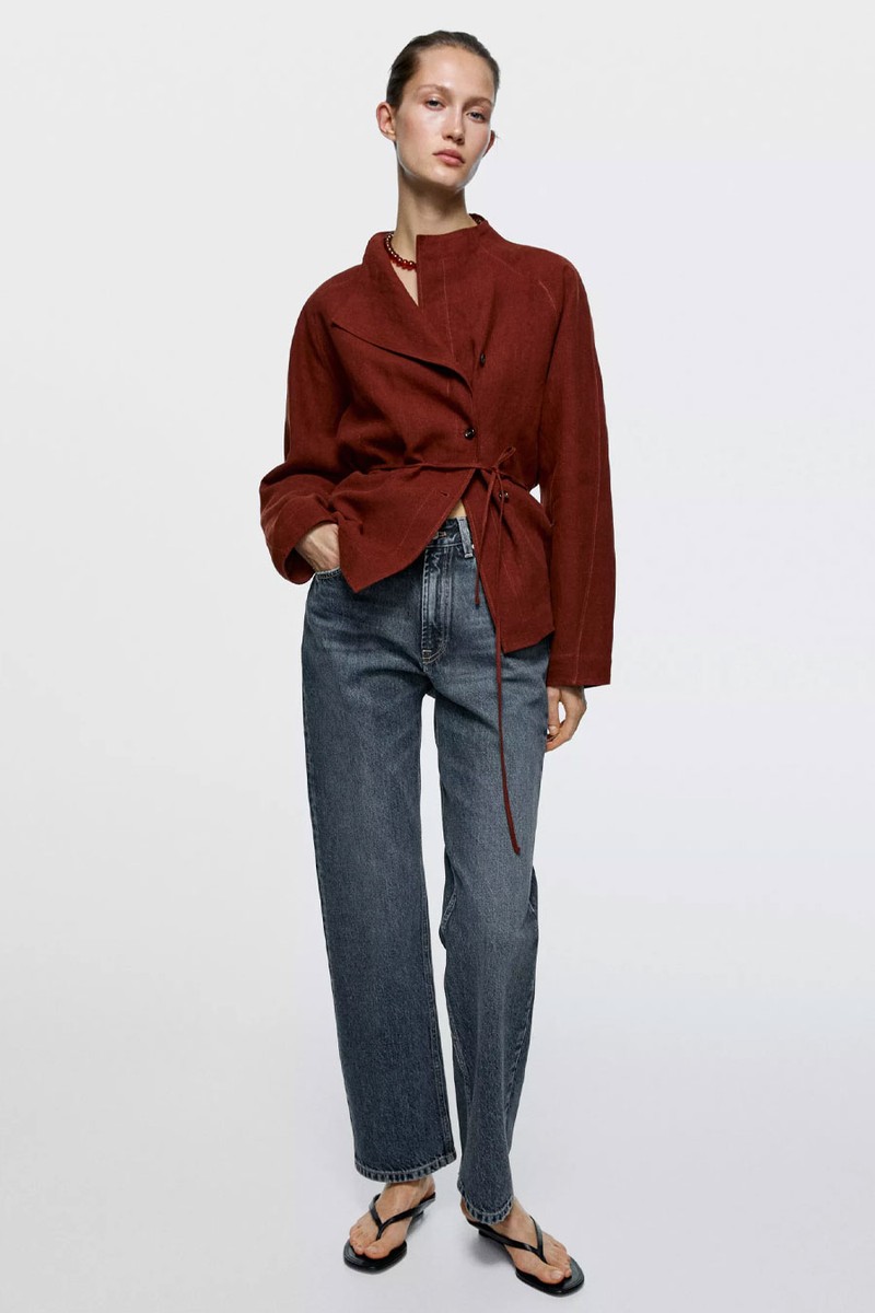 Straight-Leg High-Waist Jeans 