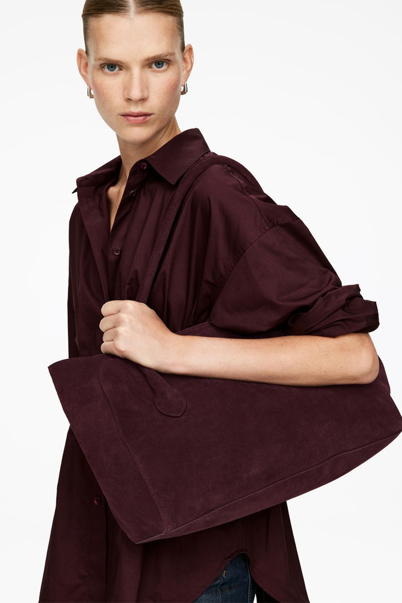 Slouchy Leather Tote from ARKET