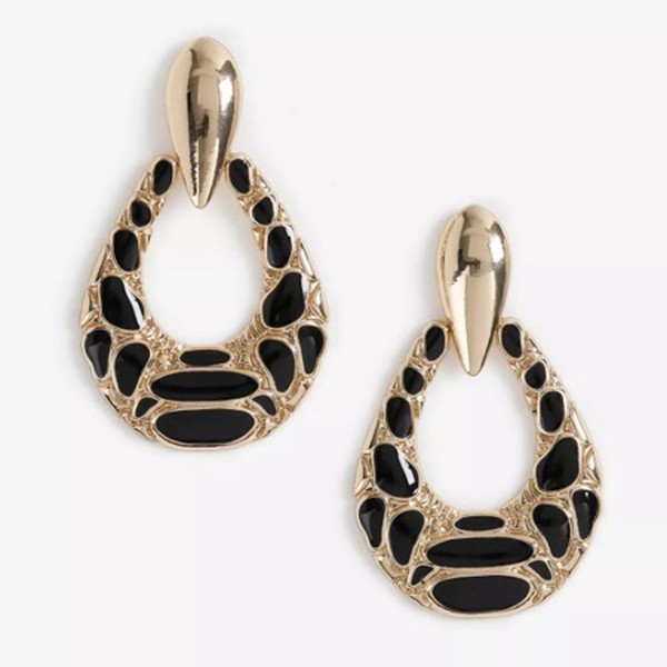 Croc Effect Black Stone Drop Earrings