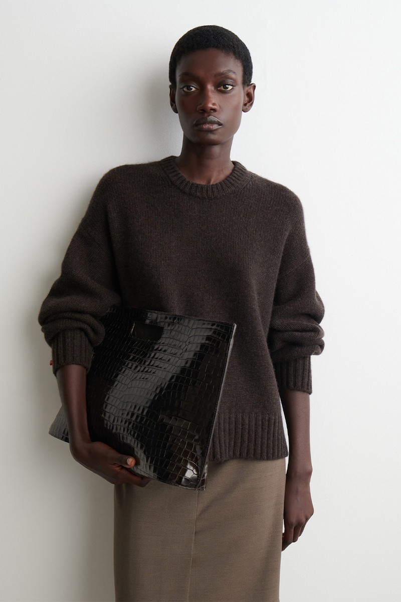 Chunky Cashmere Crew-Neck Jumper from COS