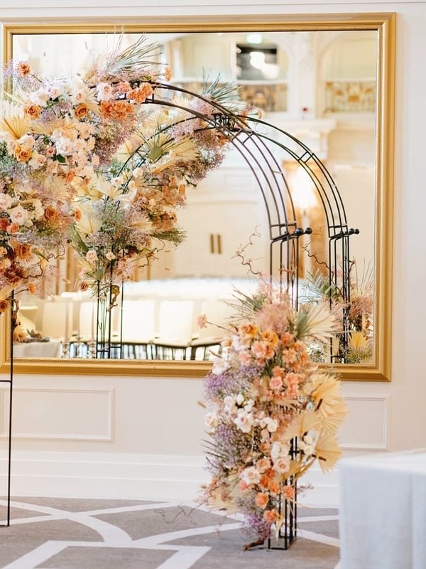 The Best Flowers For Autumn Weddings