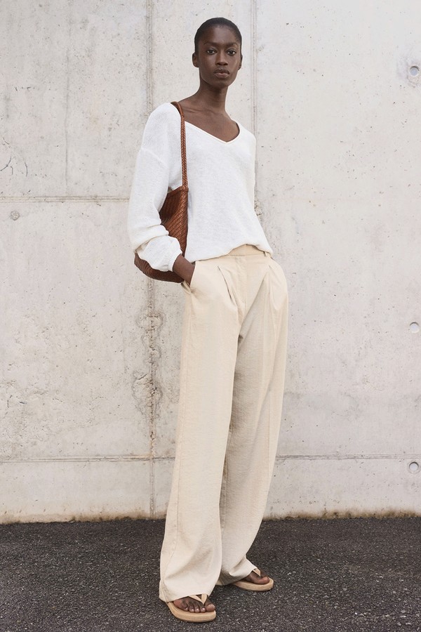  Wide Leg Pleated Trousers