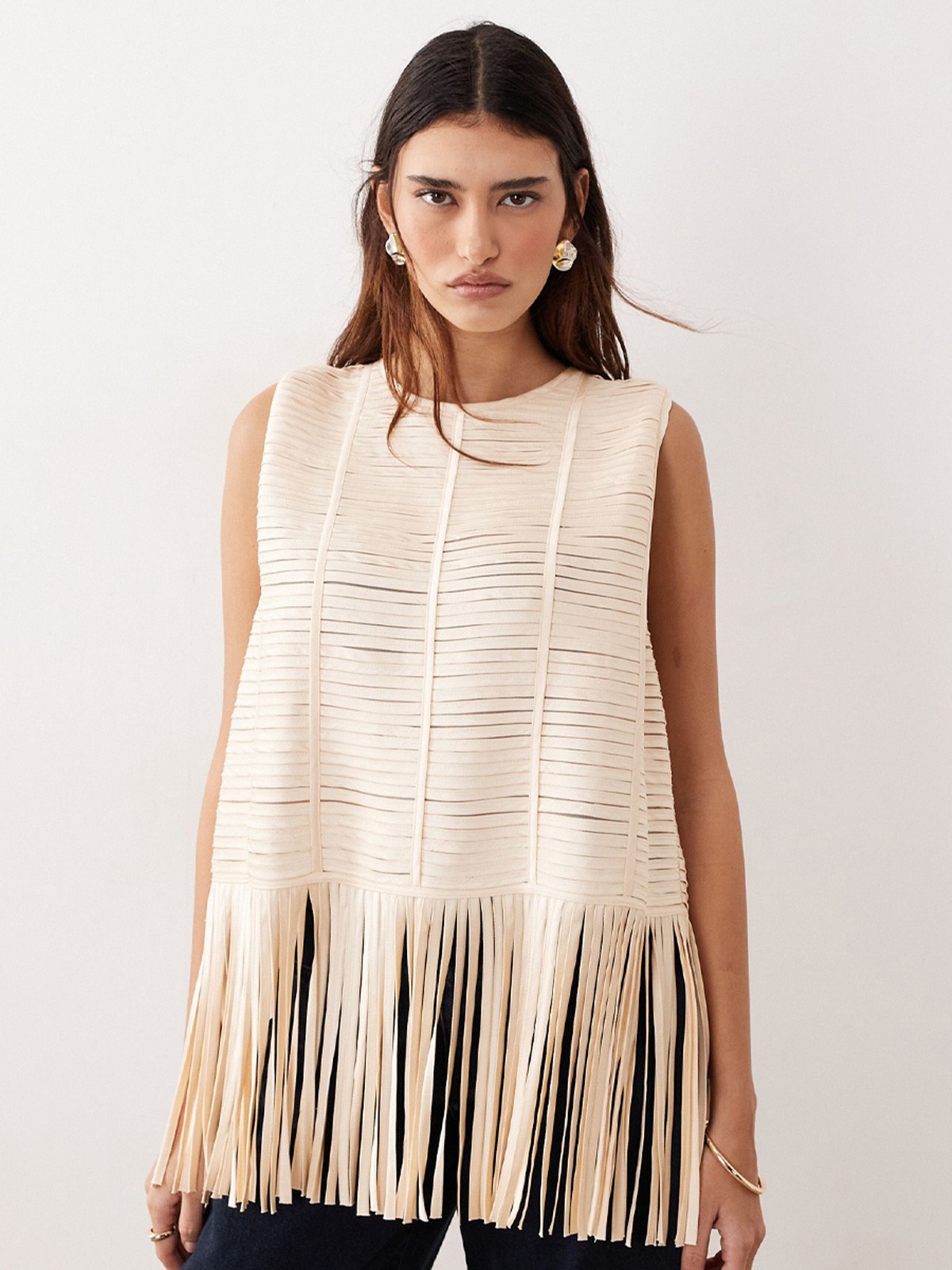 Lattice Handwoven Fringe Hem T-Shirt
