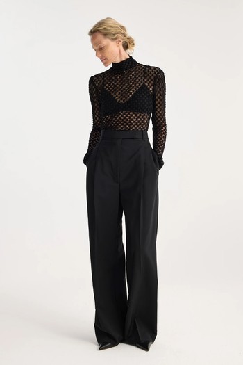 Geometrical Lace Turtleneck Top from Róhe