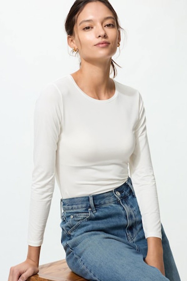 HEATTECH Crew Neck T-Shirt  from Uniqlo