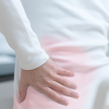 7 Tips For Tackling Back Pain At Work