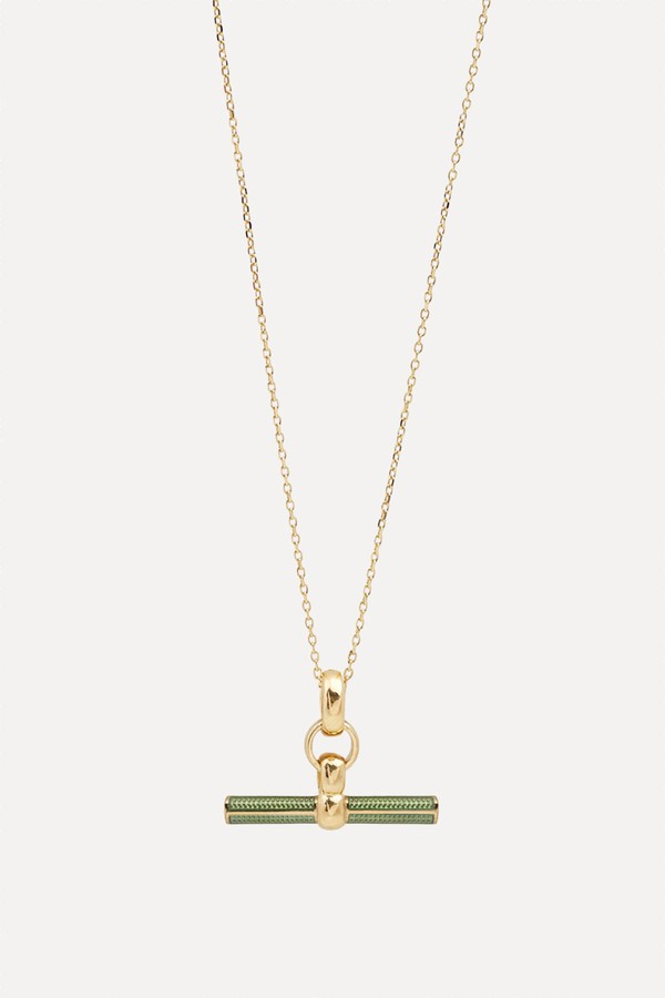 Enamelled T-Bar On Trace Chain