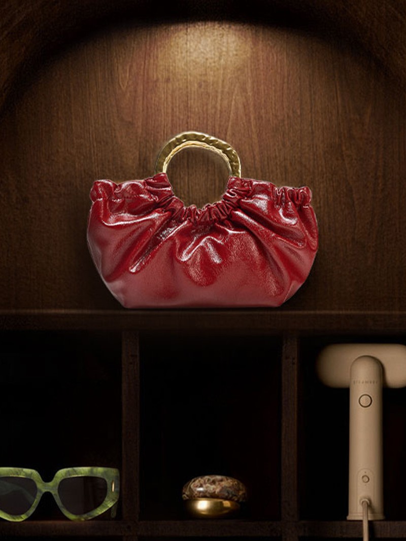 Clothing & Accessories