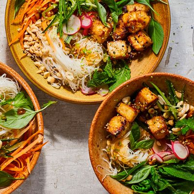 Zingy Vietnamese-Style Noodles With Fried Sesame Tofu