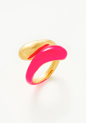 Squiggle Crossover Ring from Missoma
