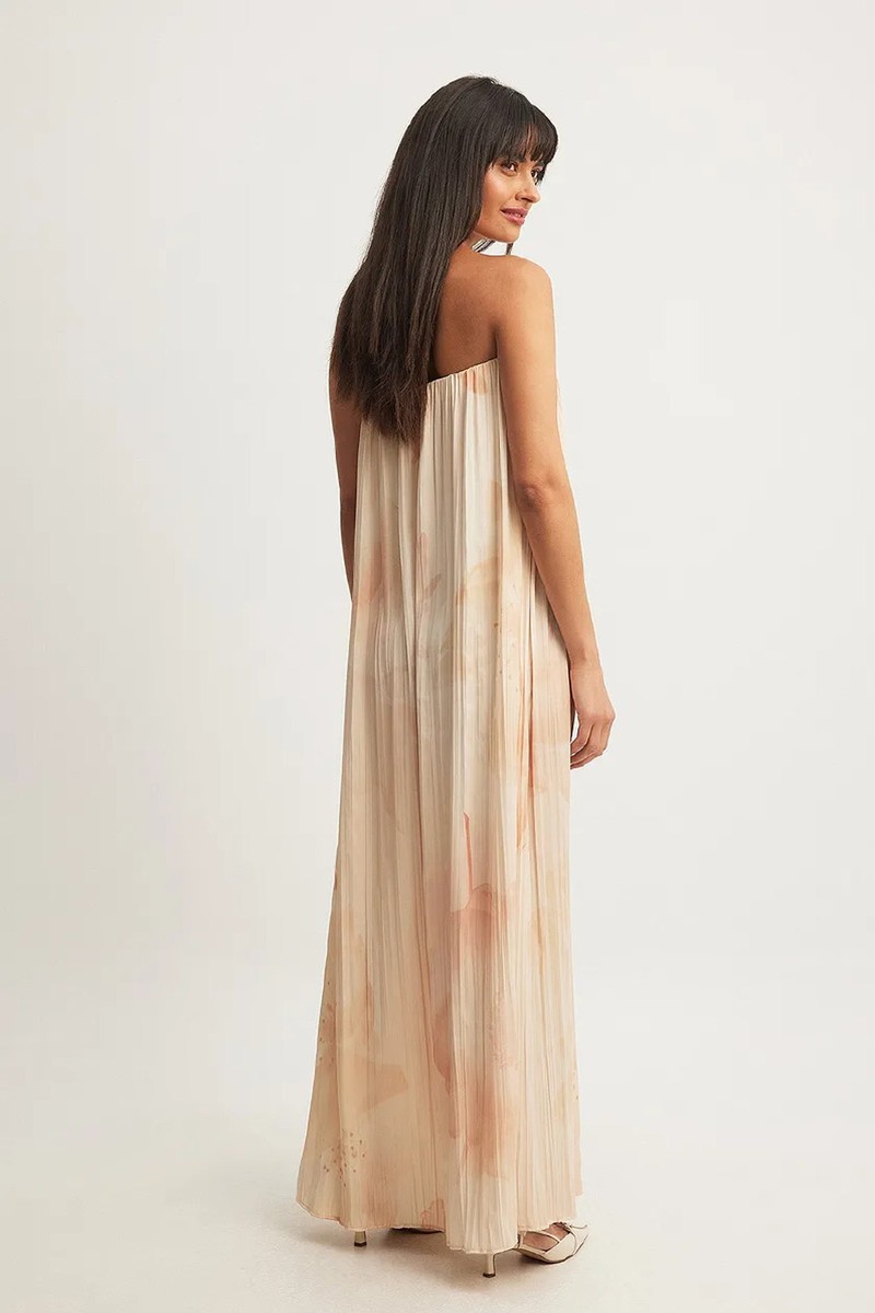Off Shoulder Heart Shaped Maxi Dress