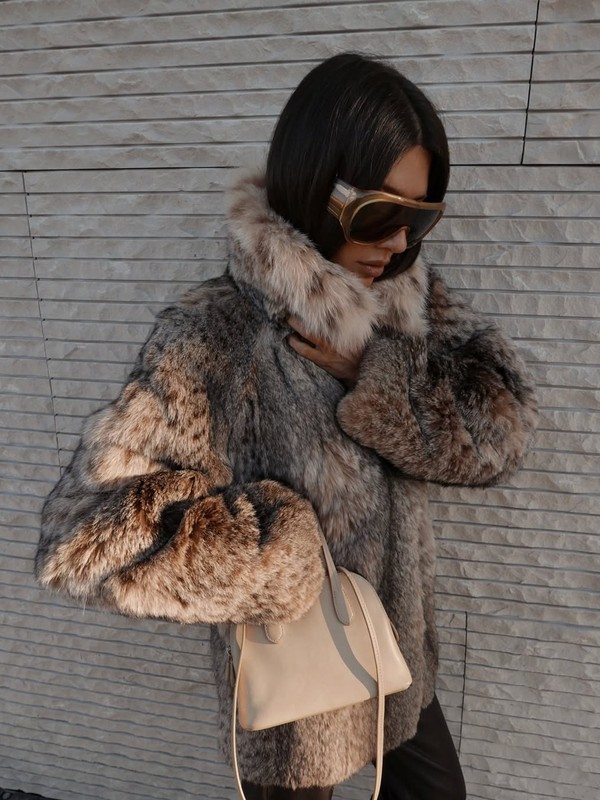11 Chic Influencers To Follow This Year 