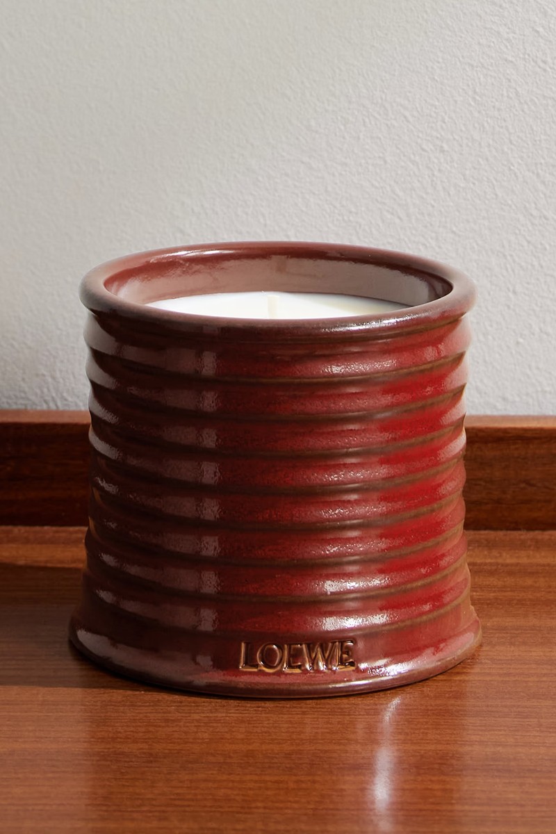 Midi Sweet Almonds Scented Candle from Loewe Perfumes