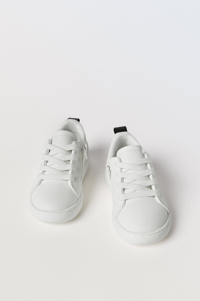 CONTRAST SNEAKERS