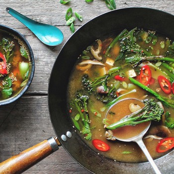 Tenderstem Broccoli & Tofu Miso Broth