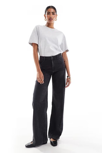 Hotfix Wide Leg Jeans from Stradivarius