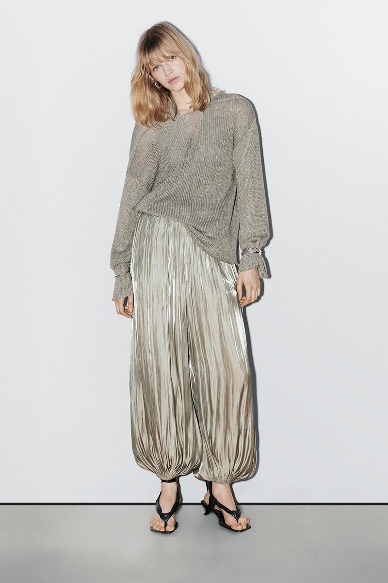 Shiny Balloon Trousers from Massimo Dutti