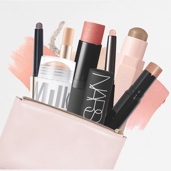 The 9 Best Multitasking Make-up Sticks For Your Handbag