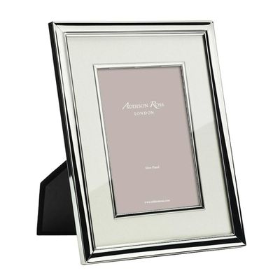 Silver Photo Frame With Cream Mount & Bezel