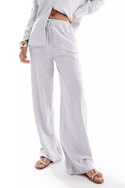 Drawstring Straight Leg Trousers from Cotton On 