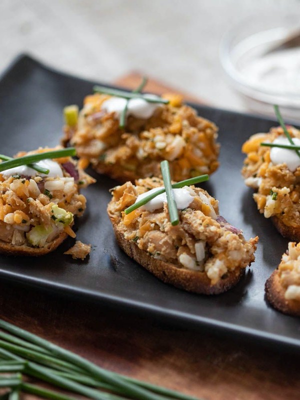 Tuna Crostini