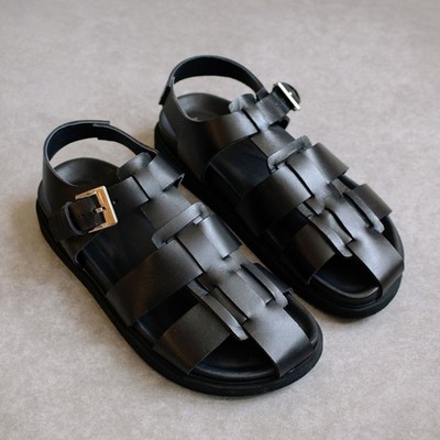 Fisherman Sandals Will Be Everywhere This Spring