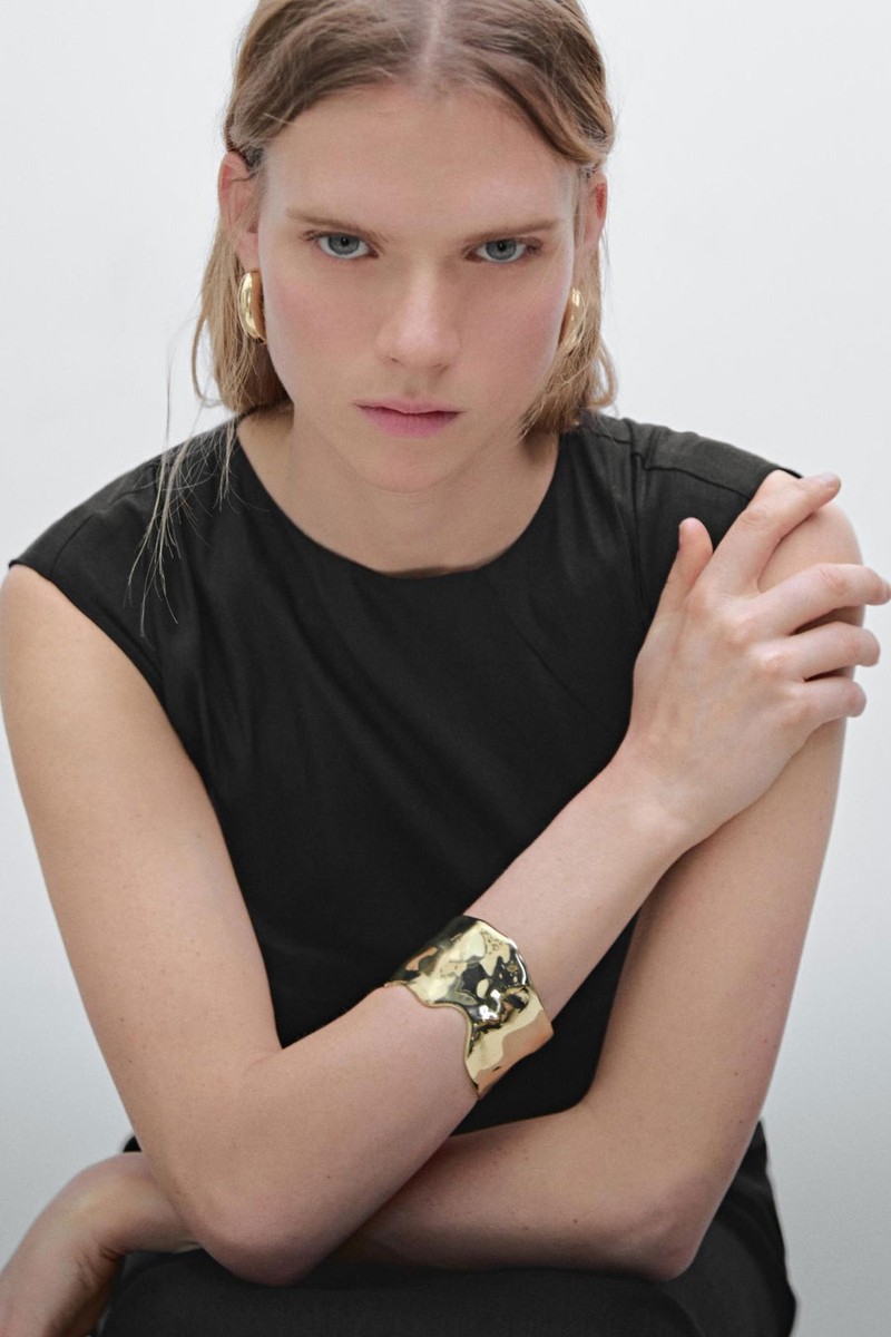Irregular Wide Bracelet from Massimo Dutti