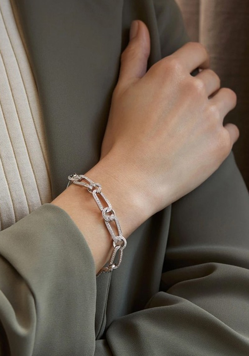 The Knot White Gold Diamond Bracelet*