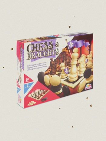 Chess and Draughts Game (6+ Yrs), £10 (was £20) | Addo Games