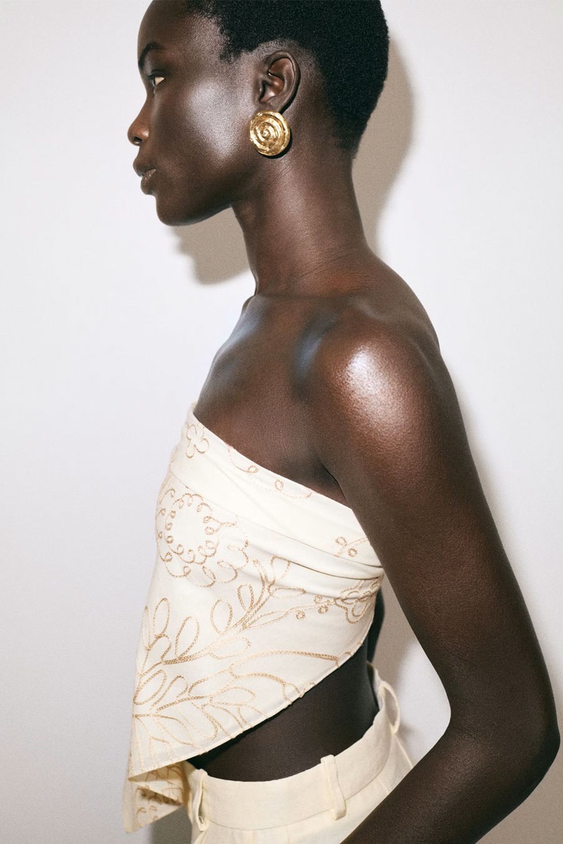 Floral-Embroidered Cotton Handkerchief