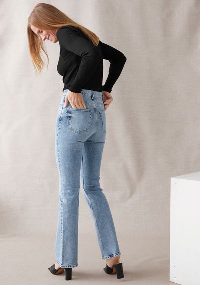 Flared High Waist Jeans