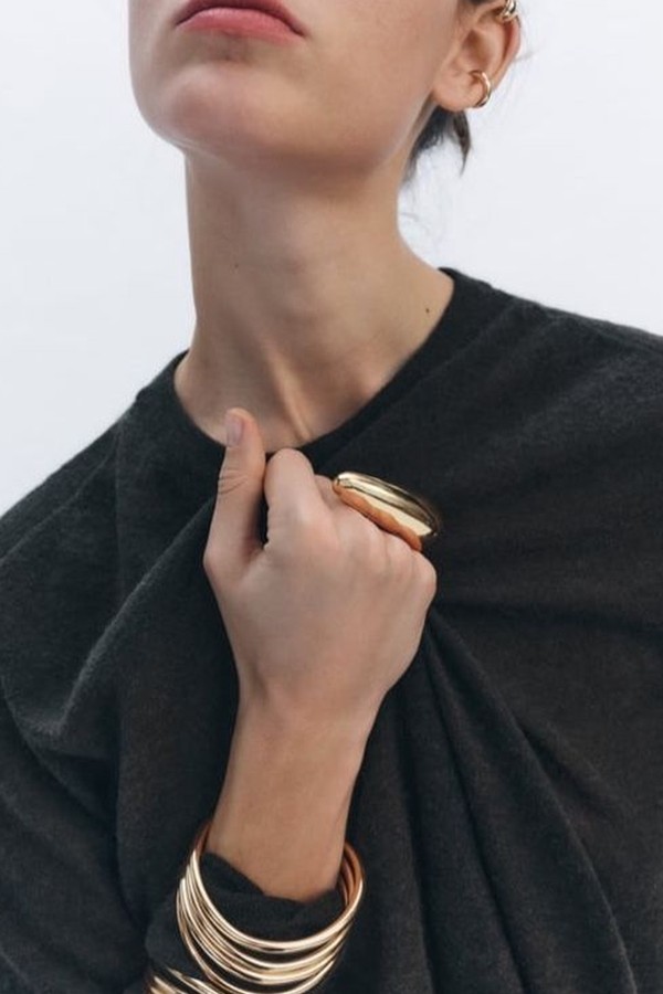 Horizontal Drop Ring from Zara