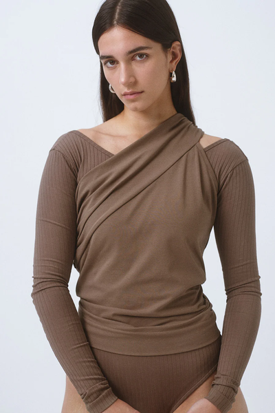 0057 One Shoulder Draped Tee