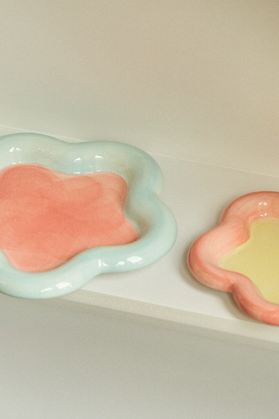 Chubby Flower Ceramic Plate from Katalog Store