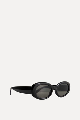 Black Chunky Oval Sunglasses from New Look
