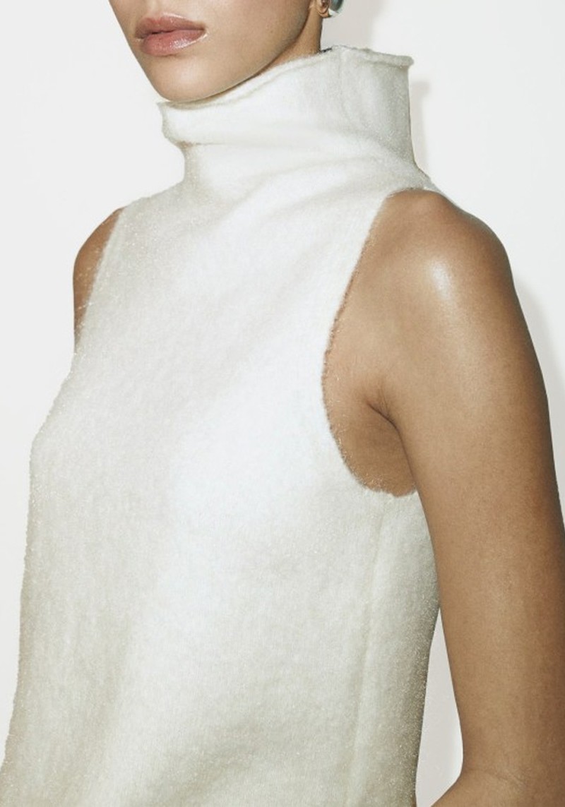 Knitted Turtleneck Top