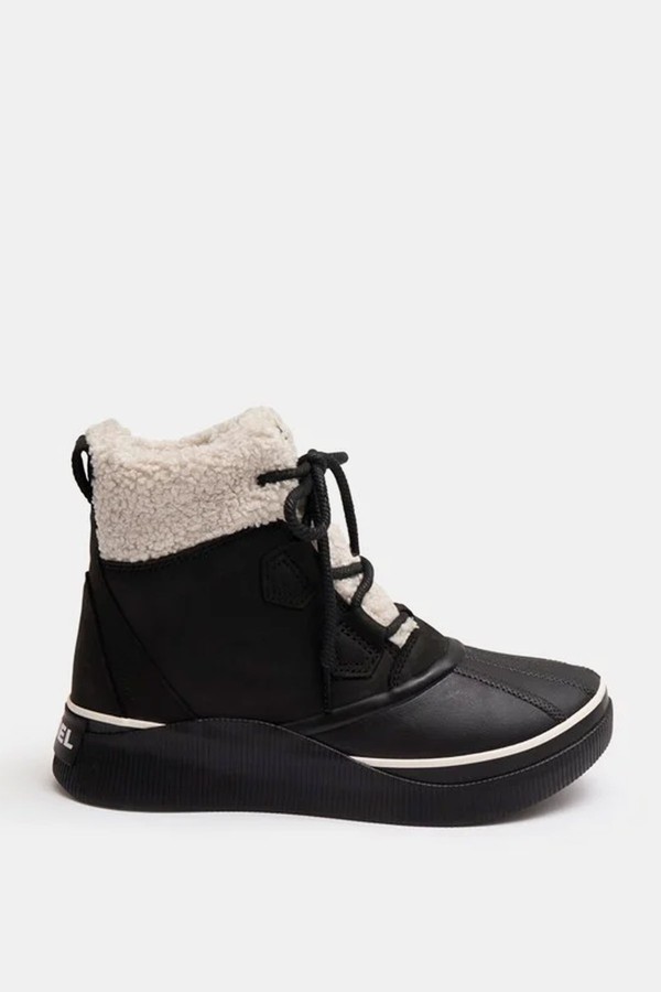 Sorel IV Chillz Boots from Hush