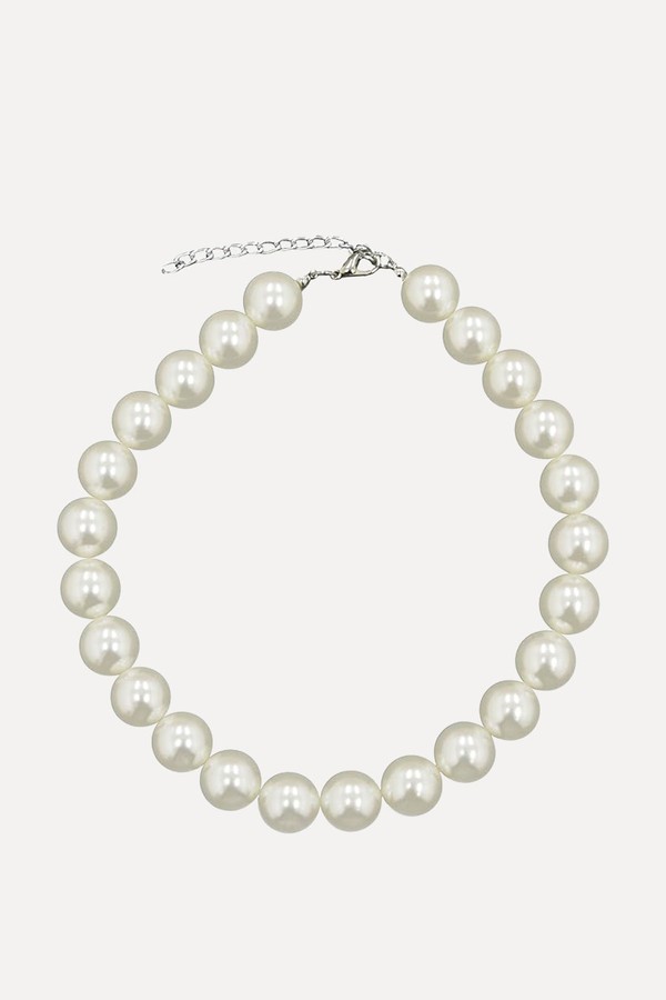 Giant Faux Pearl Necklace from Caprilite