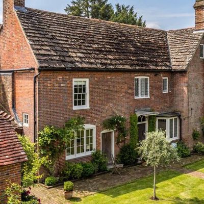 14 Beautiful Country Properties For Sale From £500,000 