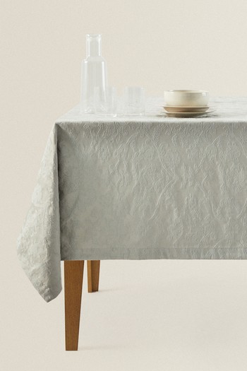 Sateen Jacquard Cotton Tablecloth from Zara