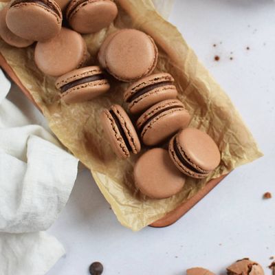 Chocolate Macaron Kit