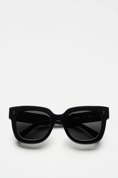 08 Black Sunglasses from Chimi