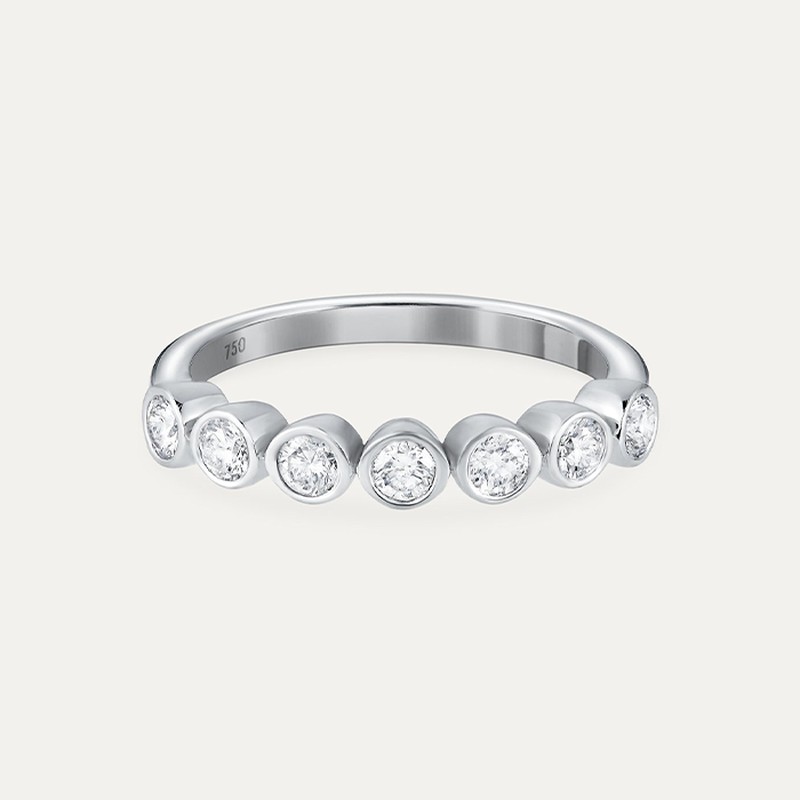 Diamond Brezel Ring from Brooke